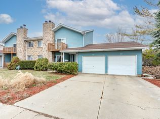 225 Barb Blvd #1, Dekalb, IL 60115