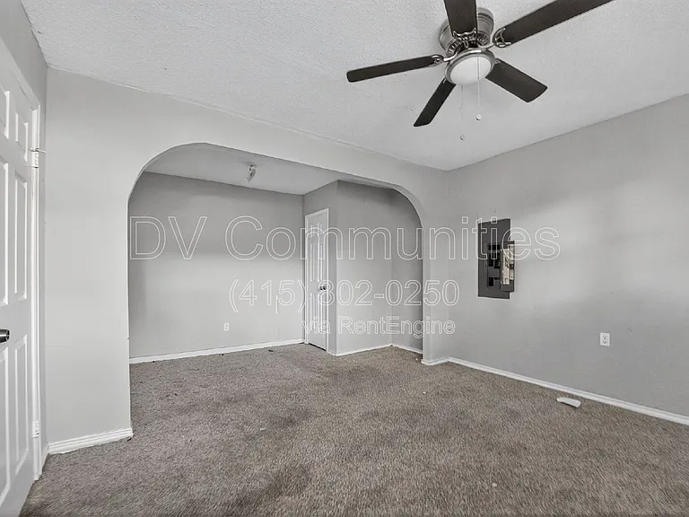 3901 Dakota Trl — Photo 13