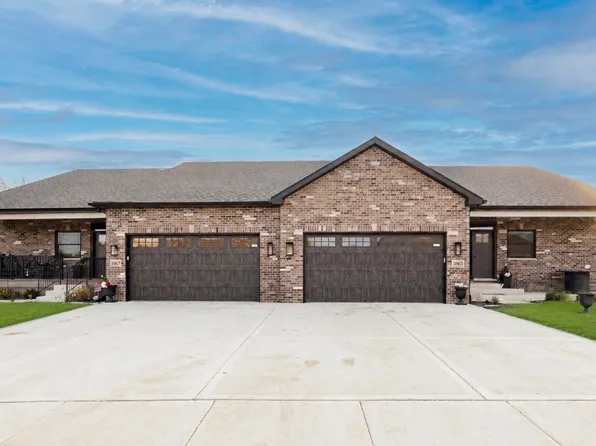 25140 S Westwind Dr, Channahon, IL 60410