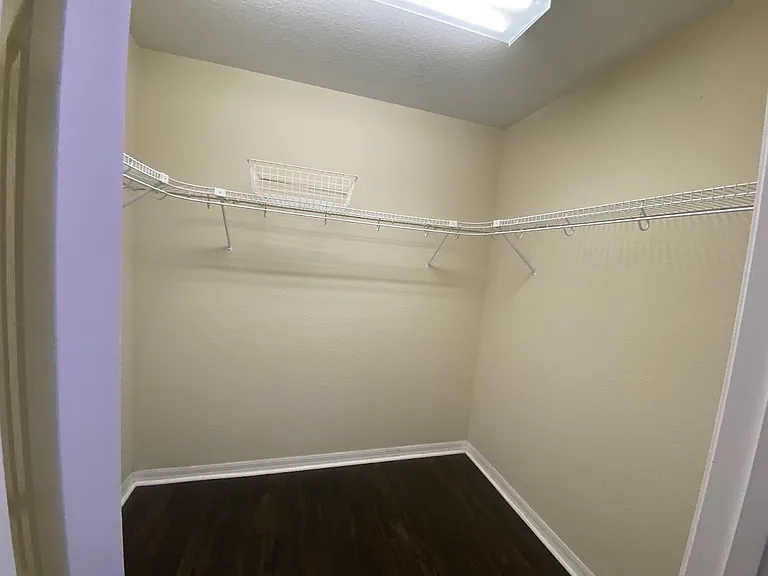16125 Churchview Dr — Photo 28