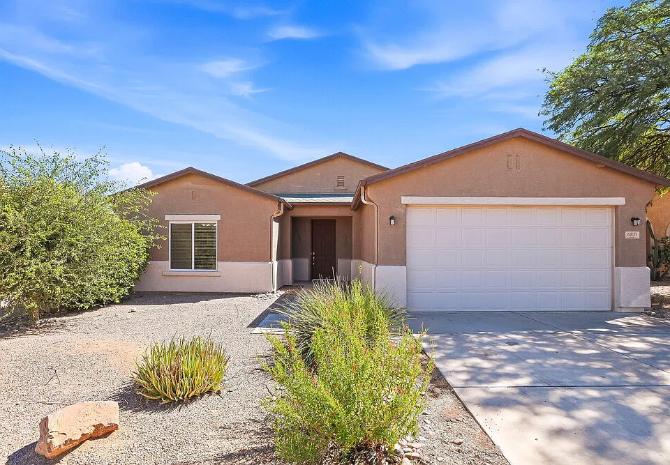 6871 S Martlet Dr