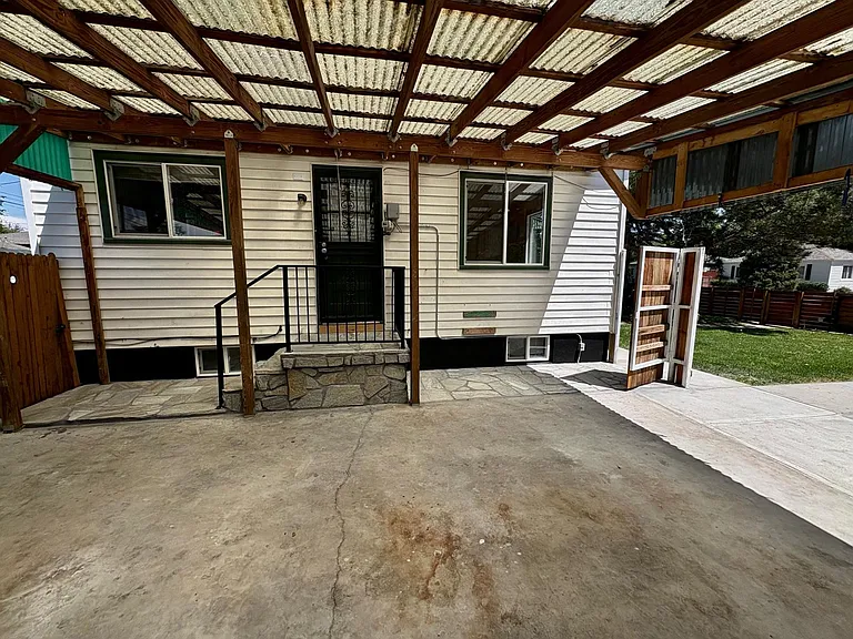 1433 S Decatur St — Photo 8