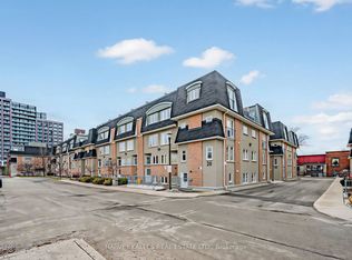 30 Merchant Ln #137, Toronto, ON M6P 4J6