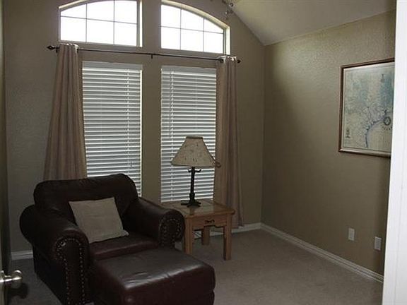 4th image of 113 Prairie Dunes Dr