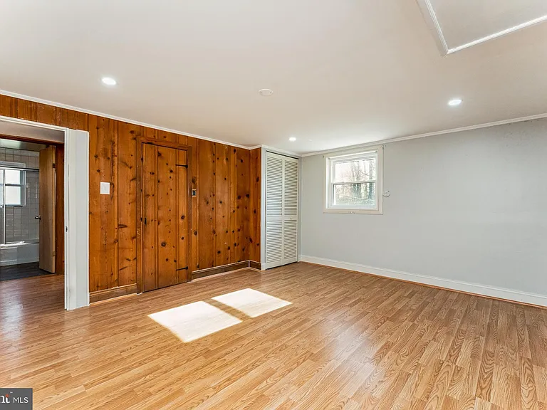 5424 Ferndale St — Photo 22