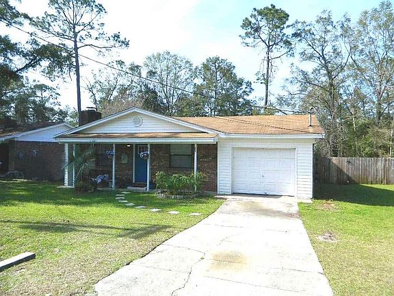 3rd image of 5857 Cypress Cir