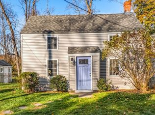 75 Main St, Groveland, MA 01834