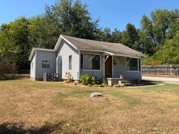 1323 N 47th St, Fort Smith, AR 72904