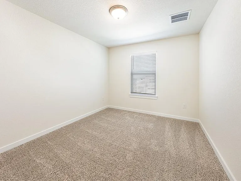 1848 Bonham Ln — Photo 25