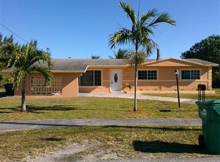 19001 NW 28th Pl, Miami Gardens, FL 33056