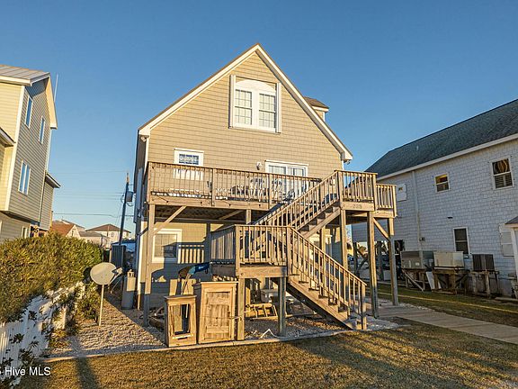 4th image of 223 Moonlight Drive