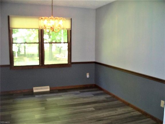 4th image of 7795 Champaign Dr