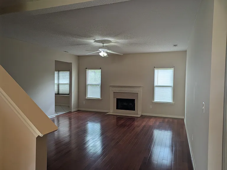 108 Blue Spruce Dr — Photo 6