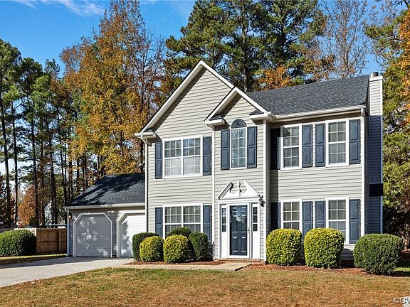 2nd image of 3904 Birdbrook Dr