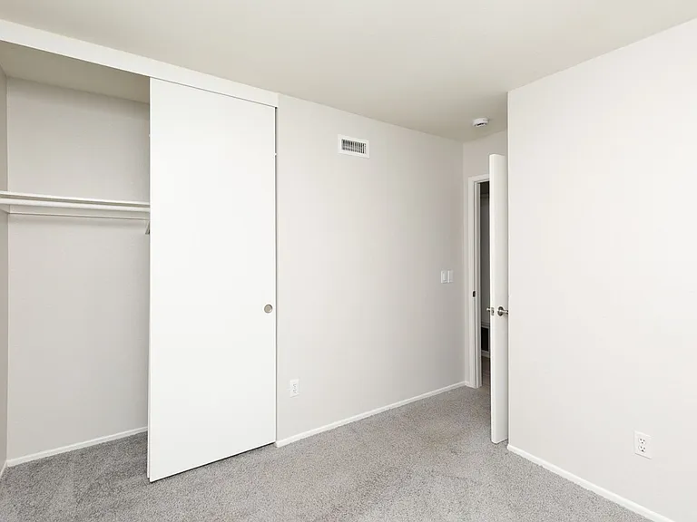11355 Camarosa Cir — Photo 20