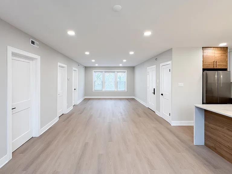 5120 N Laramie Ave #1 — Photo 7