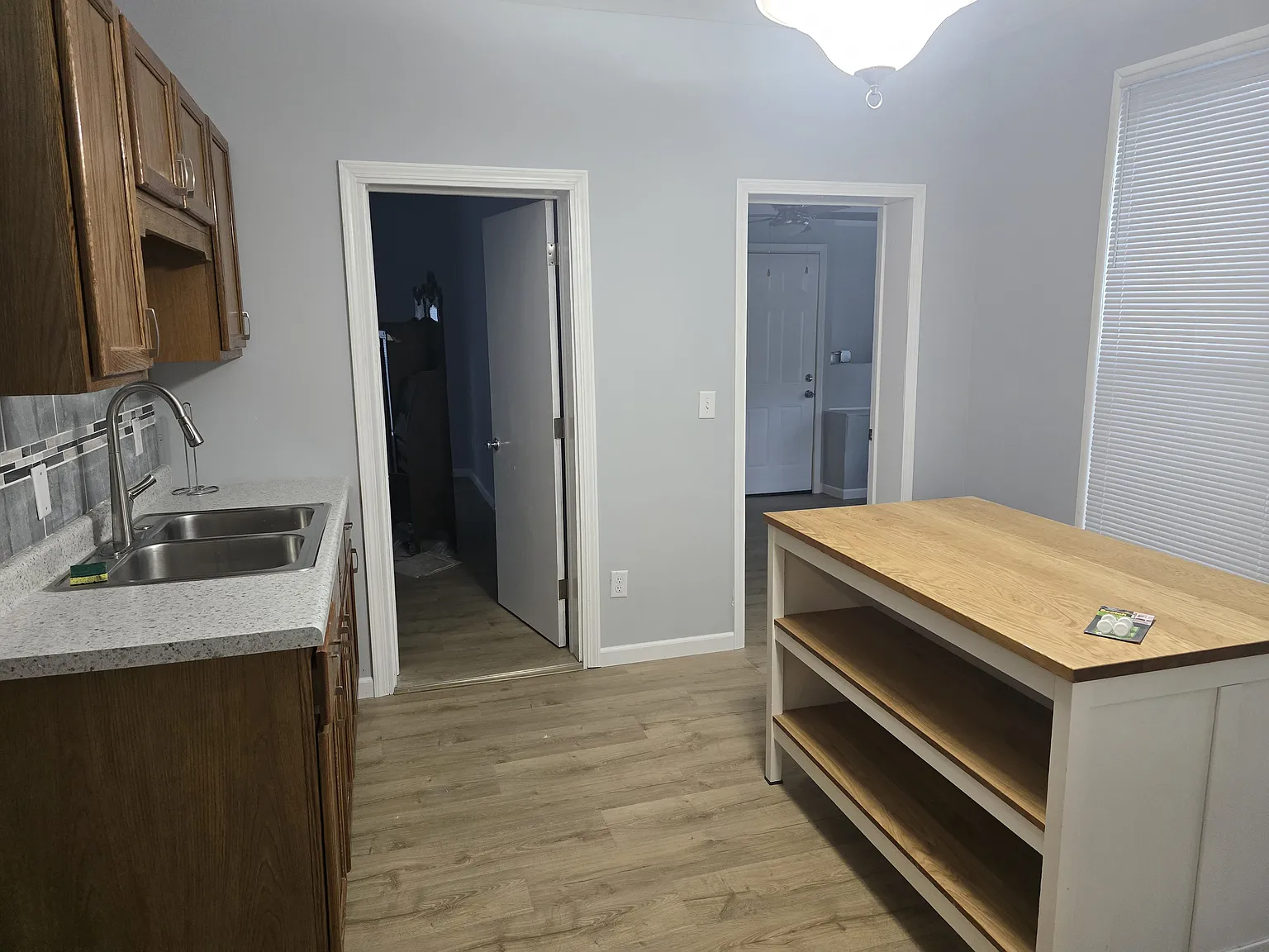 2 bed, 750 sqft, $900 — Photo 4