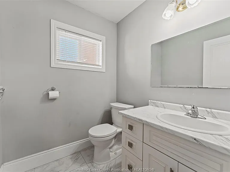 1566 Bruce Ave #UPPER — Photo 11