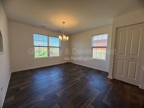 3rd image of 2372 Upland Rd