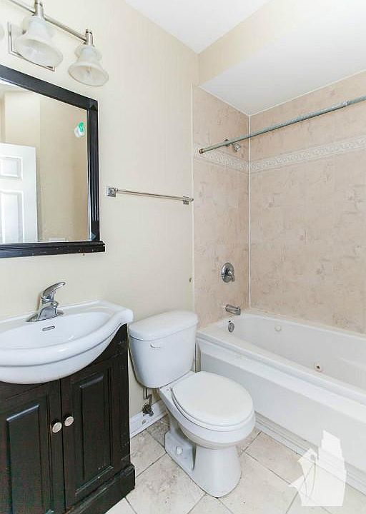 1st image of 3449 W Berteau Ave