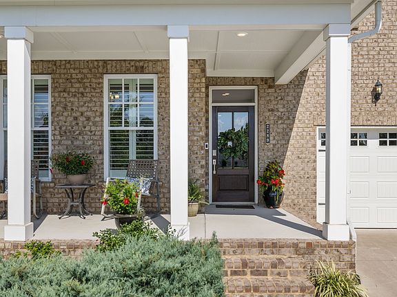 3rd image of 2289 Maytown Cir
