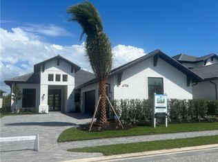 6708 Newport Rd, Naples, FL 34109