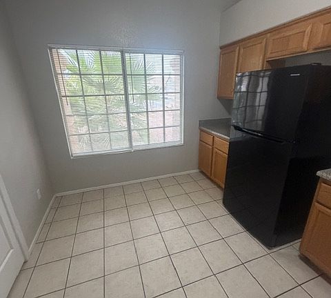 4th image of 1042 Aspen Daisy Ave