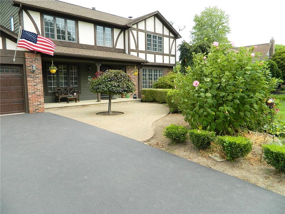 1st image of 173 Woodleaf