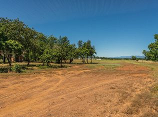 6716 Meadowlark Ln, Anderson, CA 96007