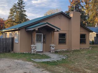 1207 Hollywood Dr, Saint Helen, MI 48656