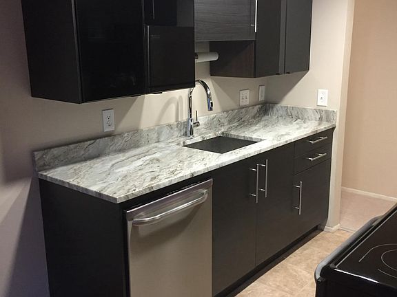 4th image of 950 Ann St APT 303