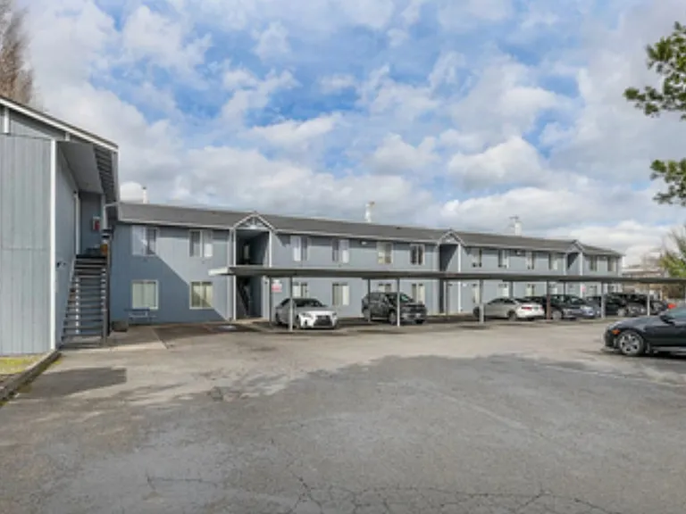 Violet Meadows Apartments — Photo 28