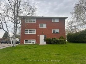 596 Digby Ave, Oshawa, ON