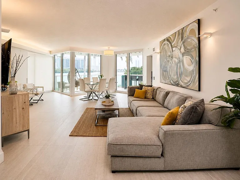3370 Hidden Bay Dr #213 — Photo 4