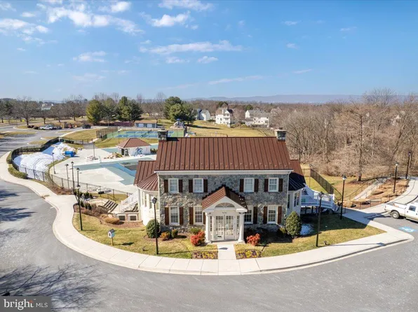 6134 Springwater Pl #1200J, Frederick, MD 21701
