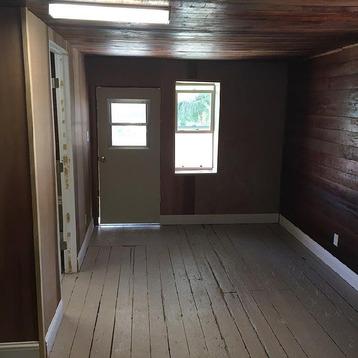 Old photo; prior to new carpets.