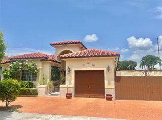 15901 SW 54th Ter, Miami, FL 33185
