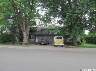 407 B St, Silverton, OR 97381