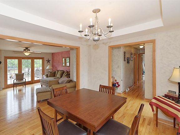 5th image of 42 Squire Ln #2109