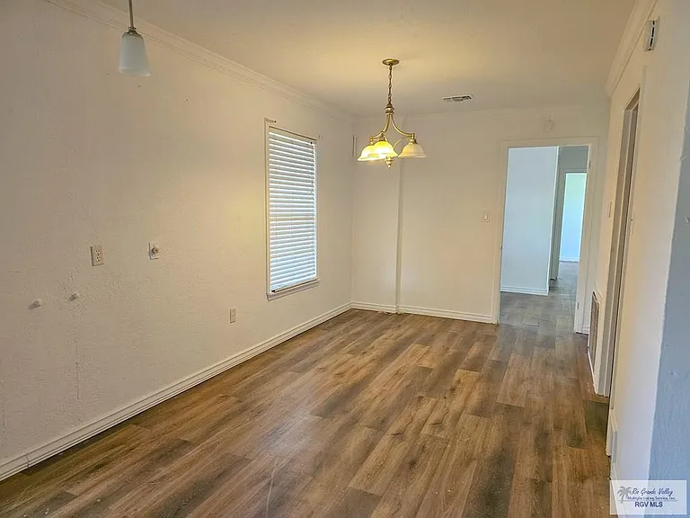 30 Acacia Lake Dr — Photo 6
