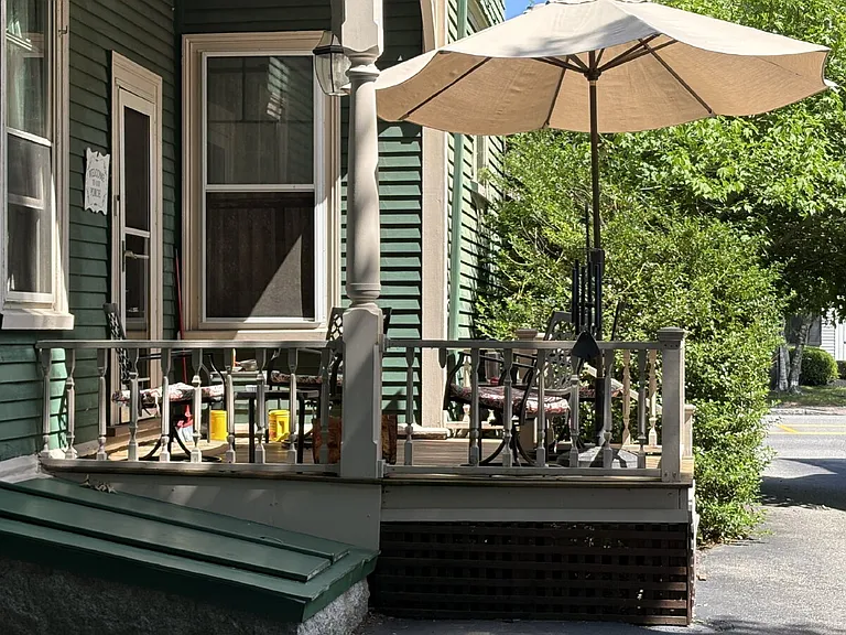 342 Main St — Photo 4