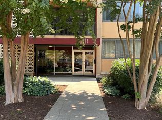 8 S Van Dorn St APT 503, Alexandria, VA 22304