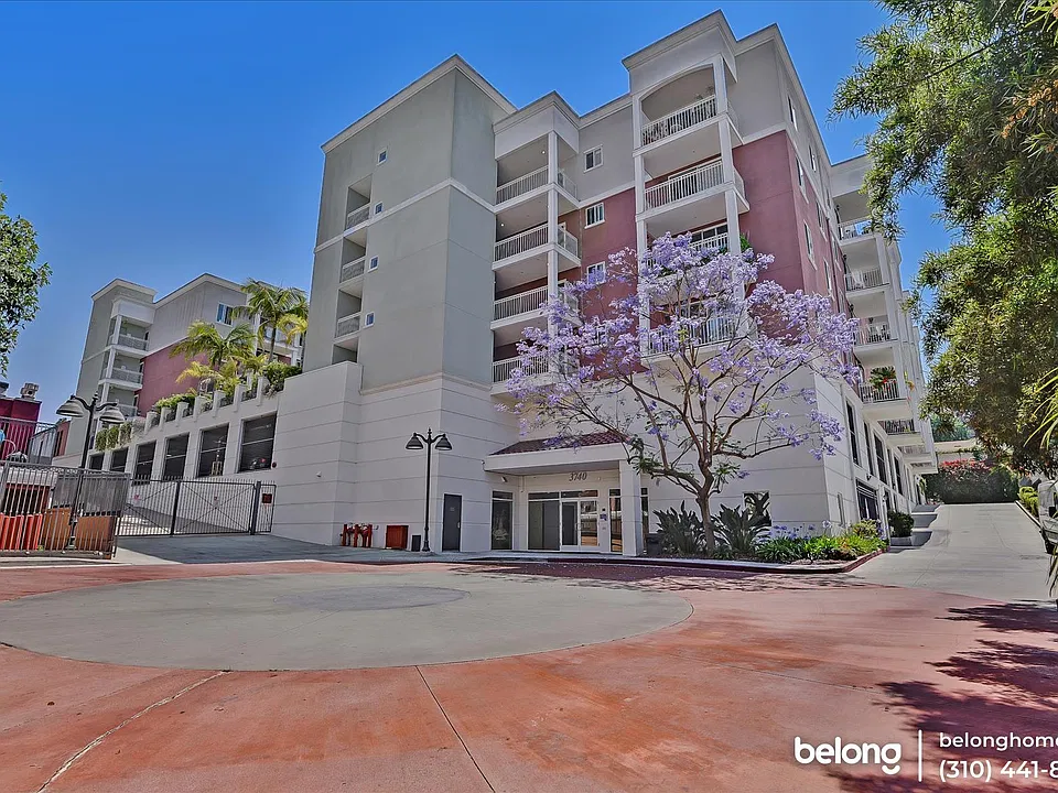 3740 Santa Rosalia Dr #226