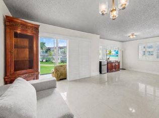 8941 S Hollybrook Boulevard #205, Pembroke Pines, FL 33025