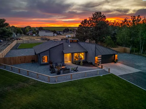 99502 N Lenore Ln, West Richland, WA 99353
