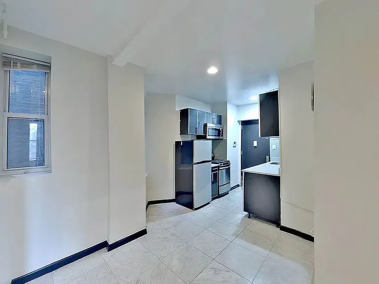 85 Pitt St #5A — Photo 2