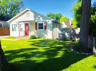 18603 W Old Gages Lake Rd, Grayslake, IL 60030