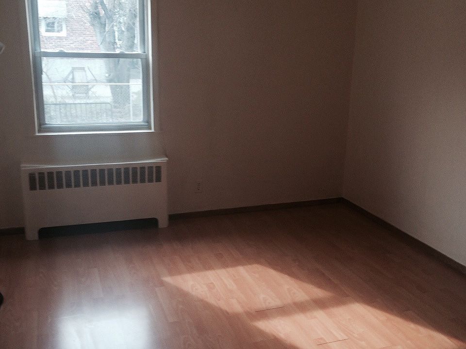 1st image of 9121 71st Ave