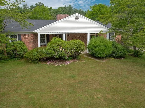 456 Broadway, Raynham, MA 02767