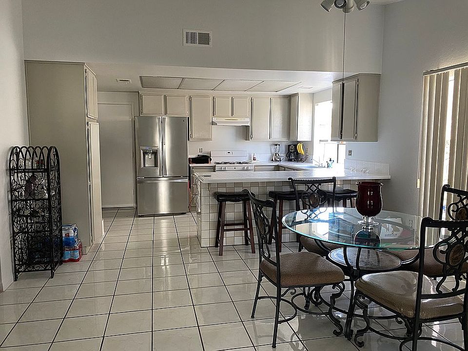 1st image of 25569 El Greco Dr